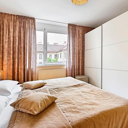 Peaceful Belvedere Apartment In Safe, Quiet & Central Location Vienna Exterior photo