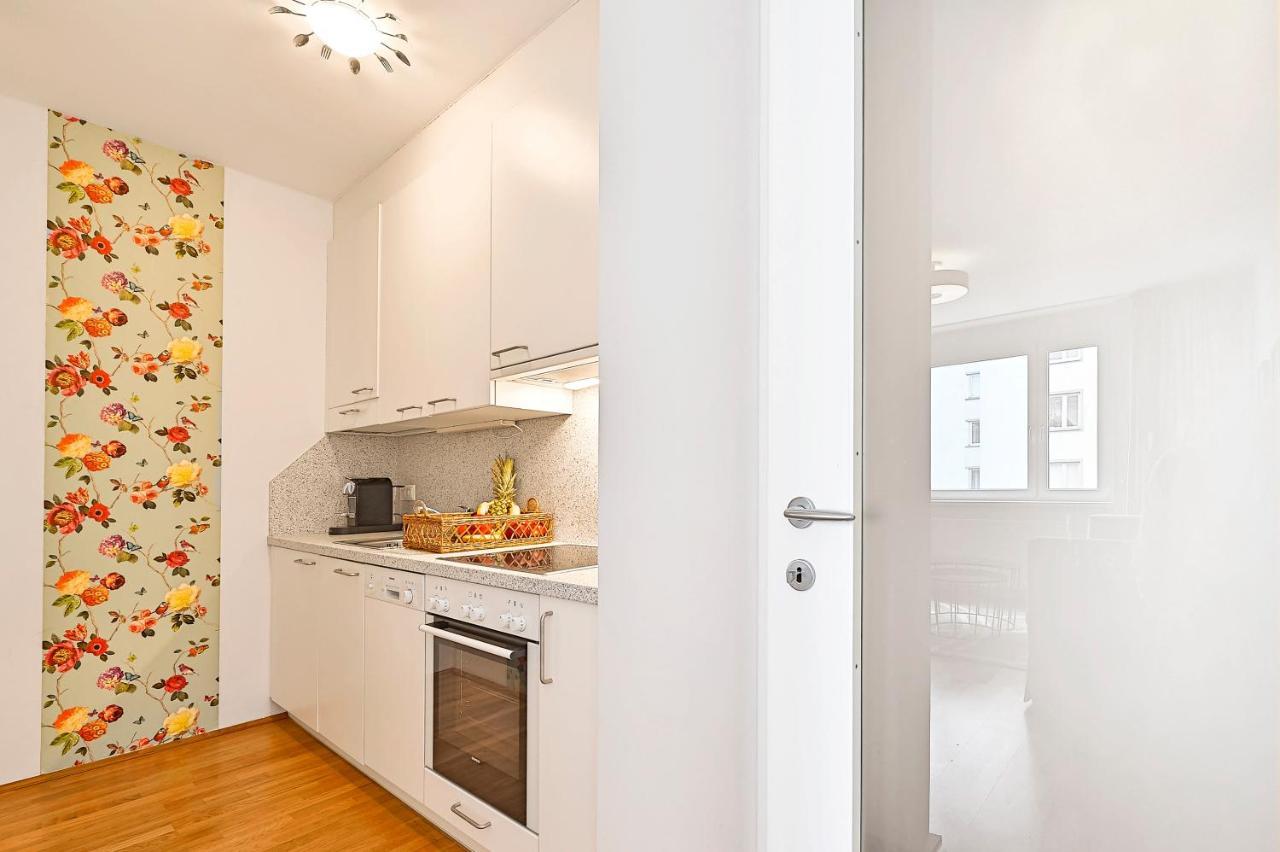 Peaceful Belvedere Apartment In Safe, Quiet & Central Location Vienna Exterior photo